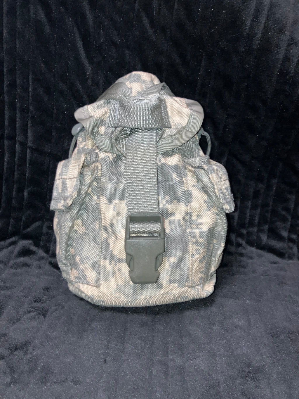 USGI 1 Quart Canteen & Cover – ACU UCP Digital Camo – Military Surplus