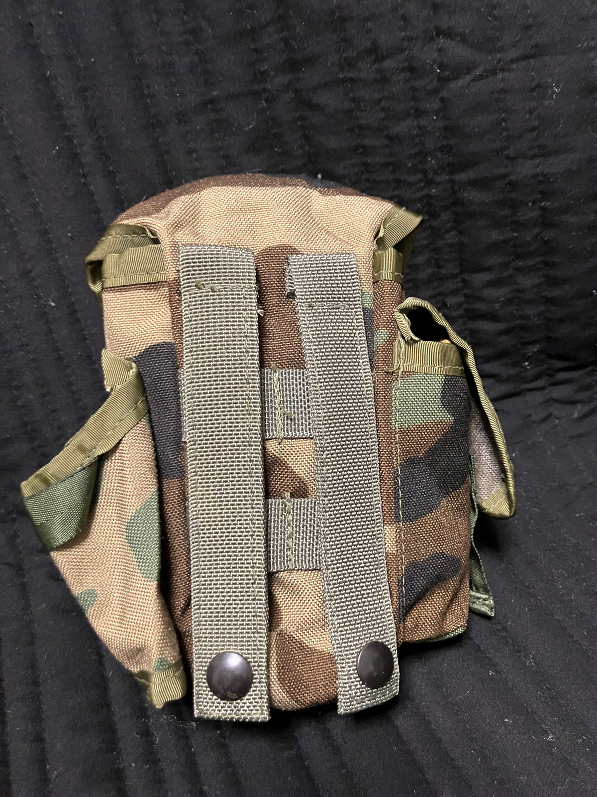 Vintage Woodland Camo Military Pouch – Unbranded Utility / Gear Pouch