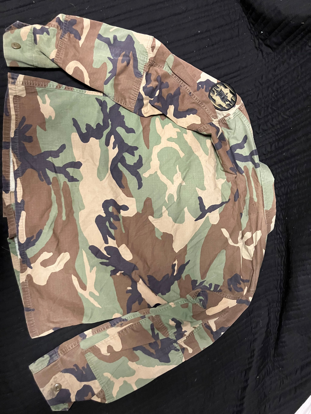 USGI Military Surplus Woodland BDU Coat – 3-Color Woodland Camo Combat Shirt large