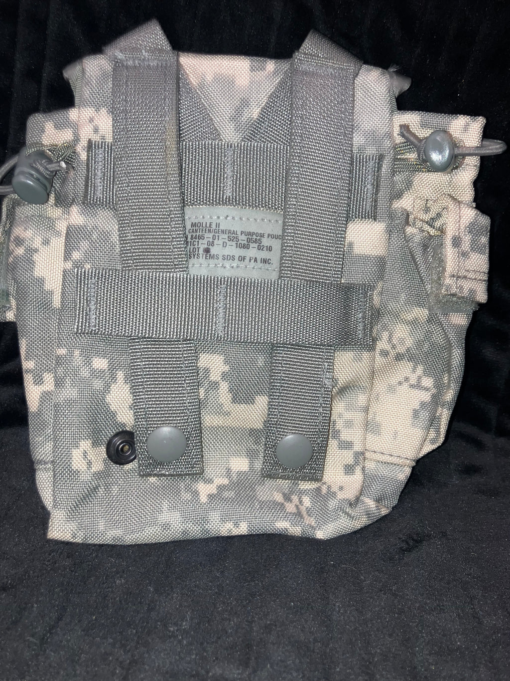 USGI Military Surplus General Purpose Pouch – ACU UCP Digital Camo – MOLLE Utility Pouch